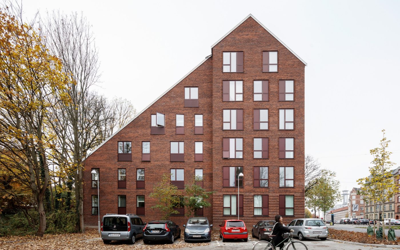 Falkoner Alle. Brick Award 22 Category "Living together". Mangor & Nagel A/S. outside view