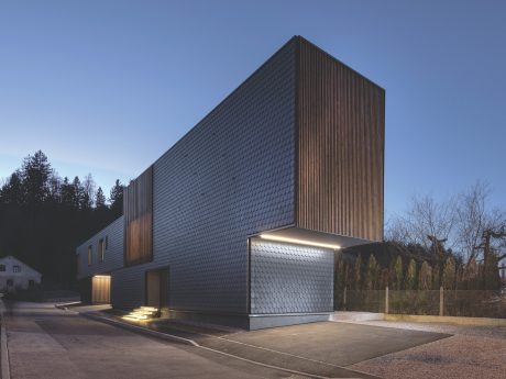 Hiša Celovška Tondach Bobrovec strešnik