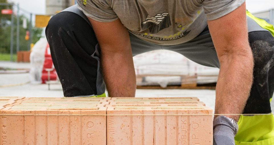 construction site shooting how to built with porotherm w.i; Baustellenshooting Bauen mit W.i