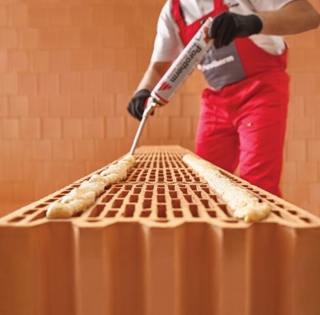 Punere in opera cu Spuma Porotherm Dryfix Autostrada