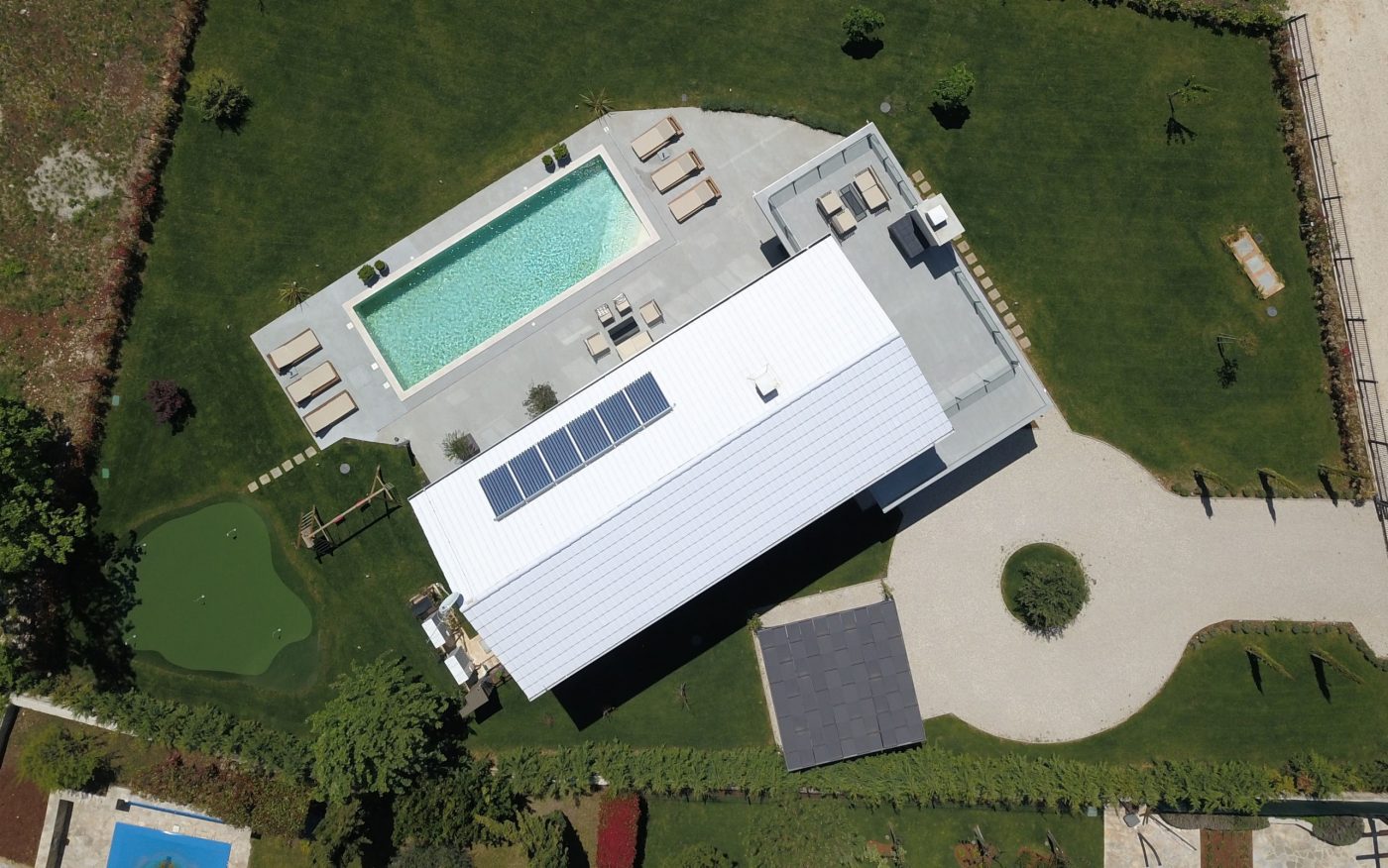 Beli Tondach strešnik Contiton 9