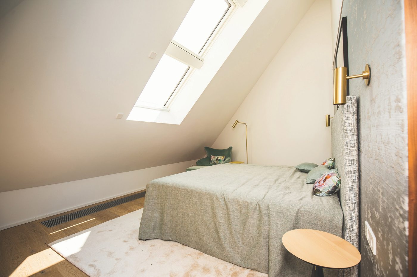 Strešno okno v spalnici - Wienerberger