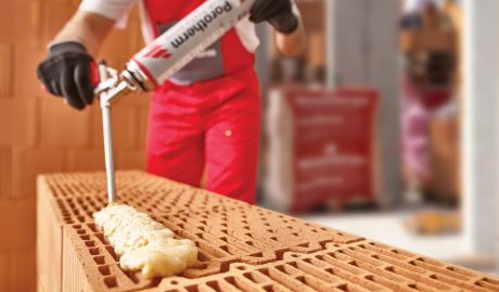 Punere in opera Porotherm Profi cu Spuma Porotherm Dryfix autostrada