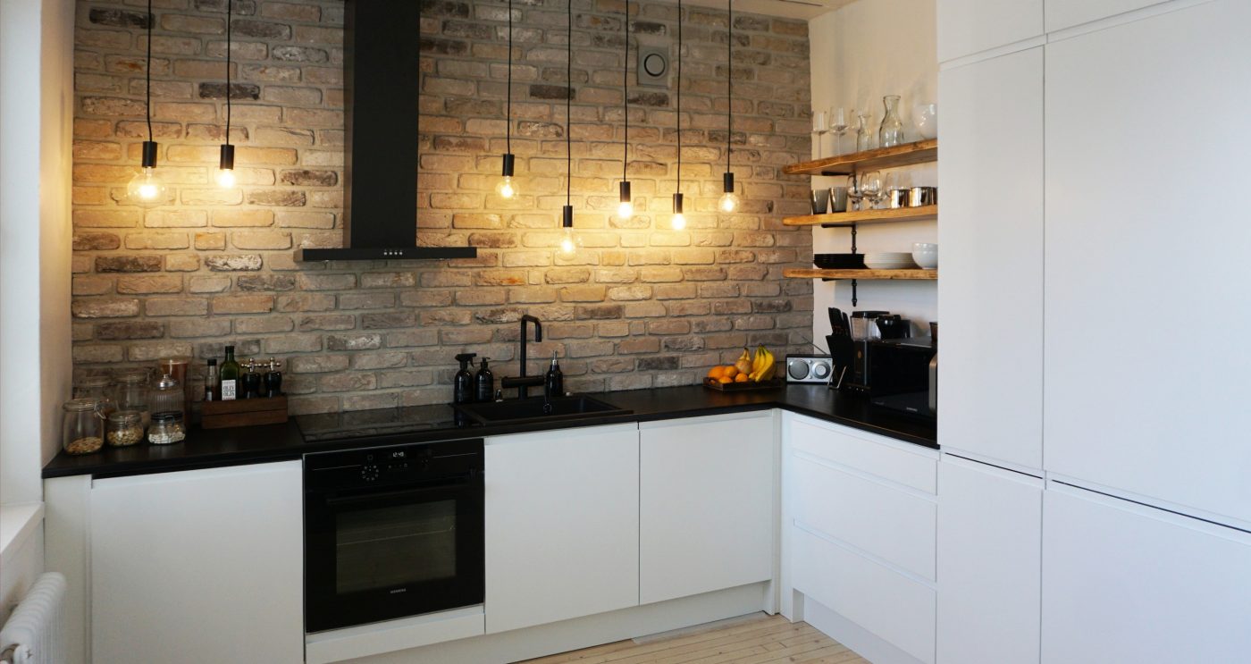 Kitchen renovation woith brick slips in Tampere, Finland, rustica oul leerne