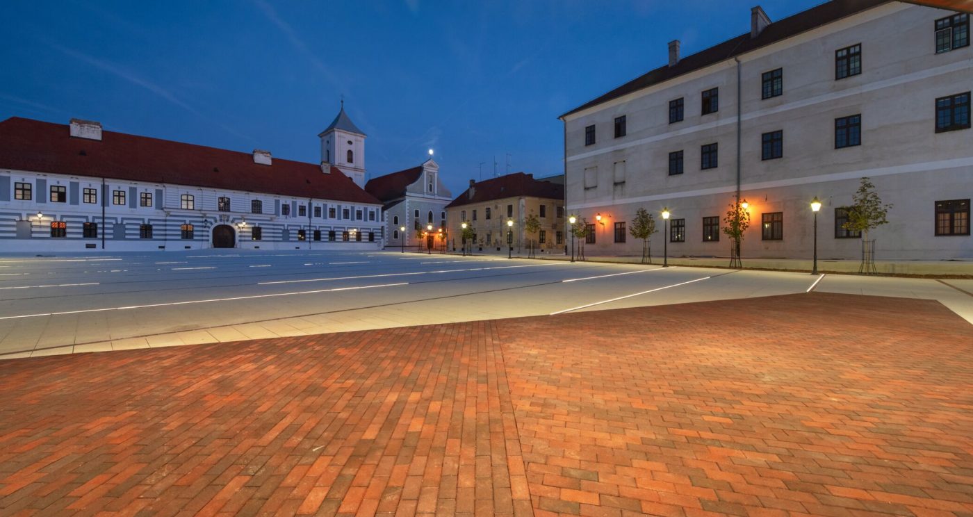 La Linia Grande/ Klinker opeka