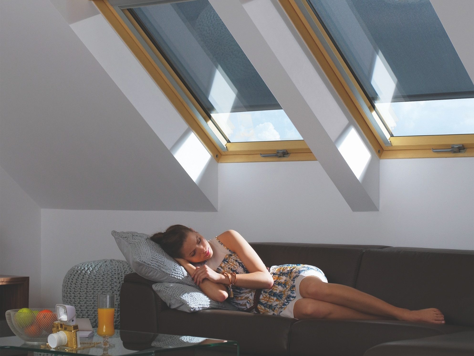 Tondach strešna okna z zunajinimi in notranjimi senčili